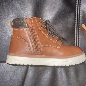 Toddler boy boots with side zipper